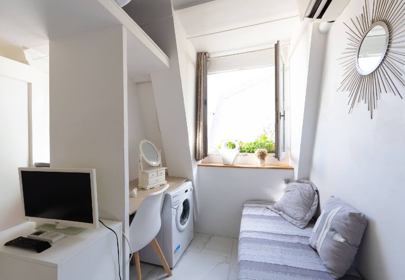 Studio à Nice - FRGK GOUNOD Studio Modern AC WIFI FIBRE