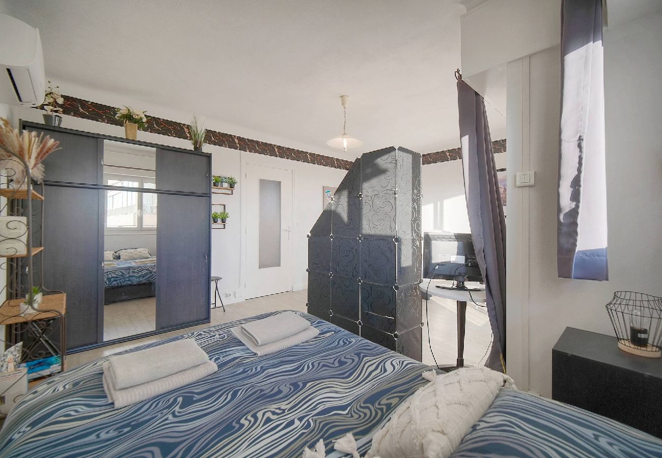 Appartement à Cannes - FRGK Fauvettes Apartment Terrace, Parking, AC & Ul