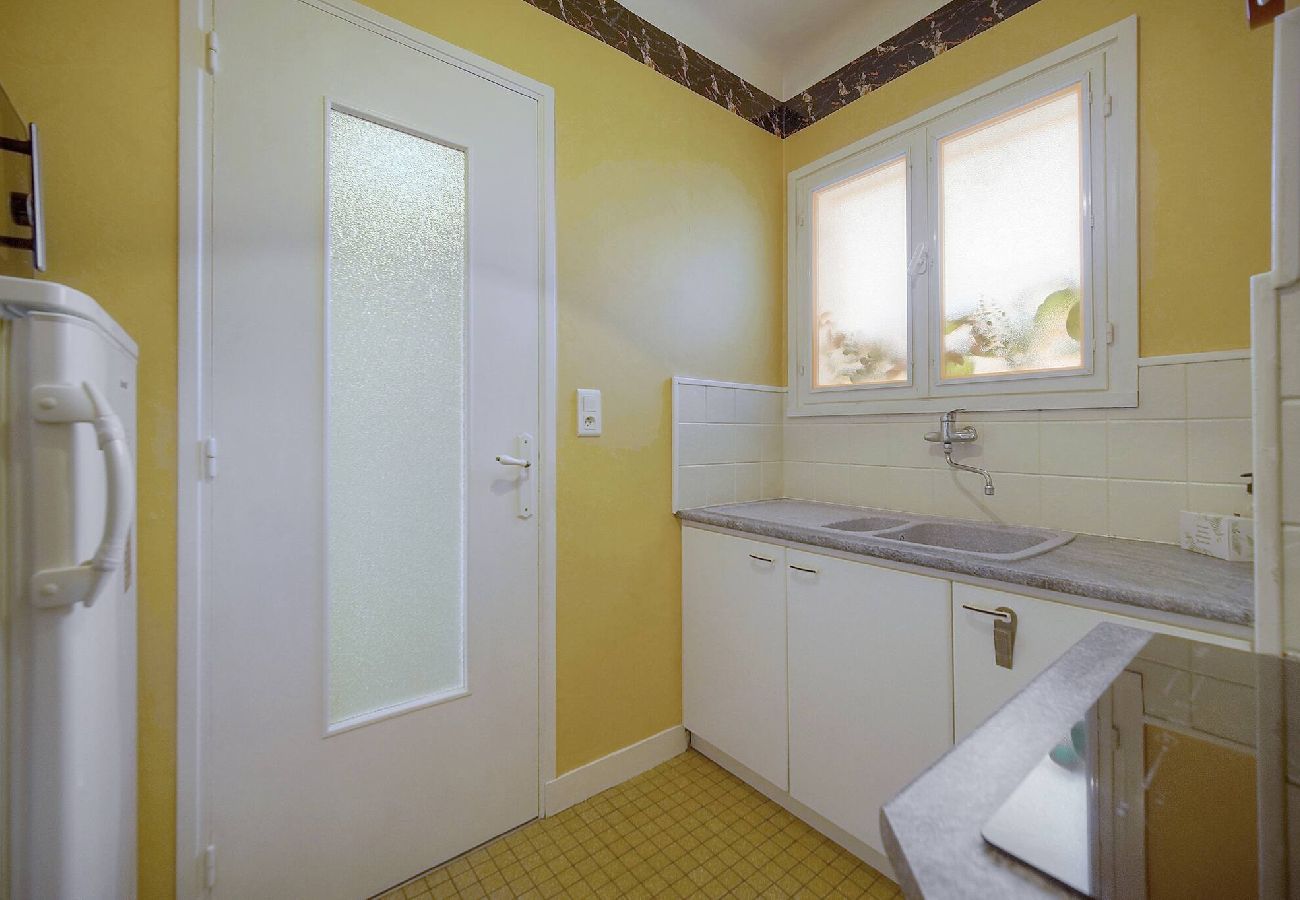 Appartement à Cannes - FRGK Fauvettes Apartment Terrace, Parking, AC & Ul