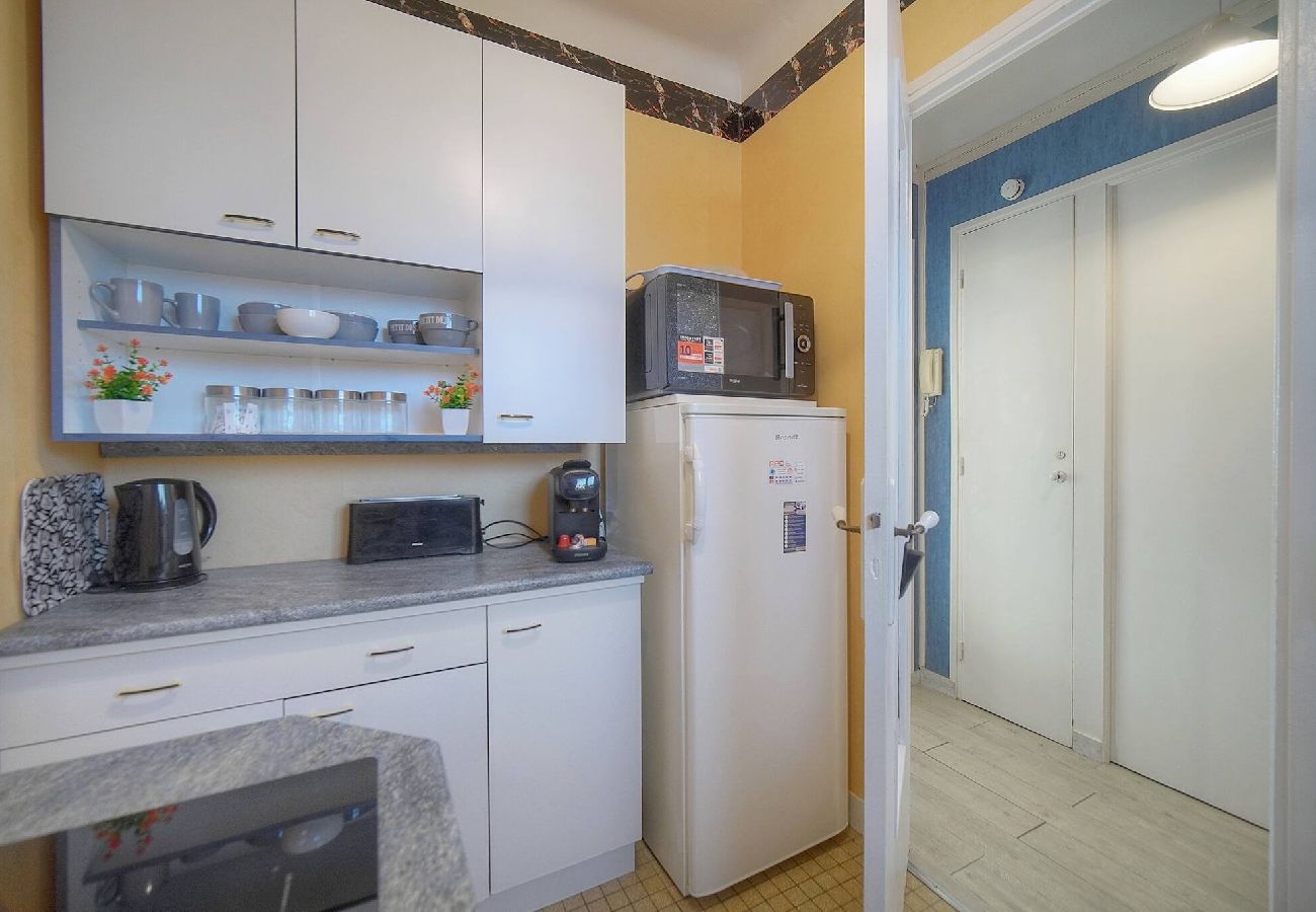 Appartement à Cannes - FRGK Fauvettes Apartment Terrace, Parking, AC & Ul