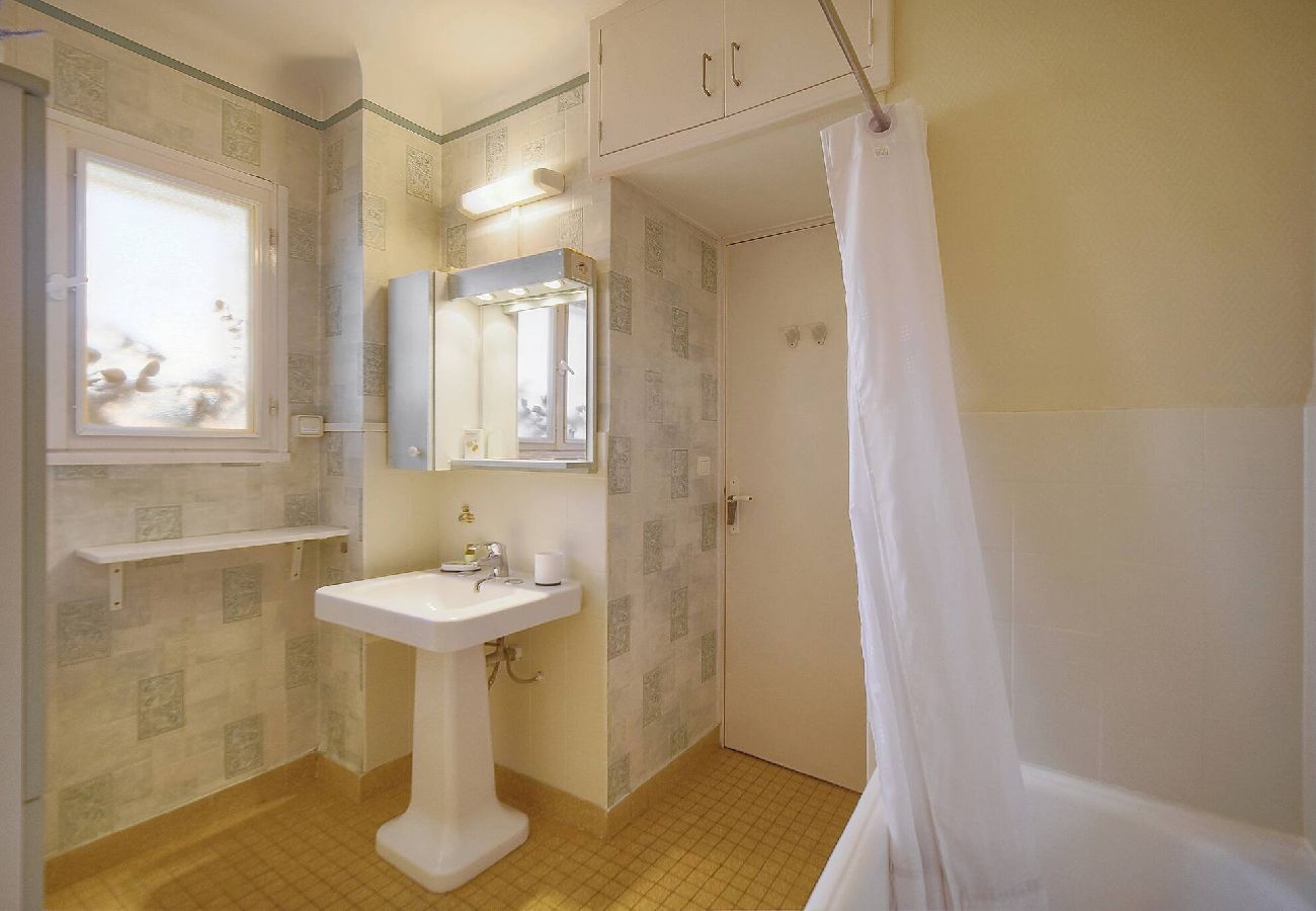 Appartement à Cannes - FRGK Fauvettes Apartment Terrace, Parking, AC & Ul