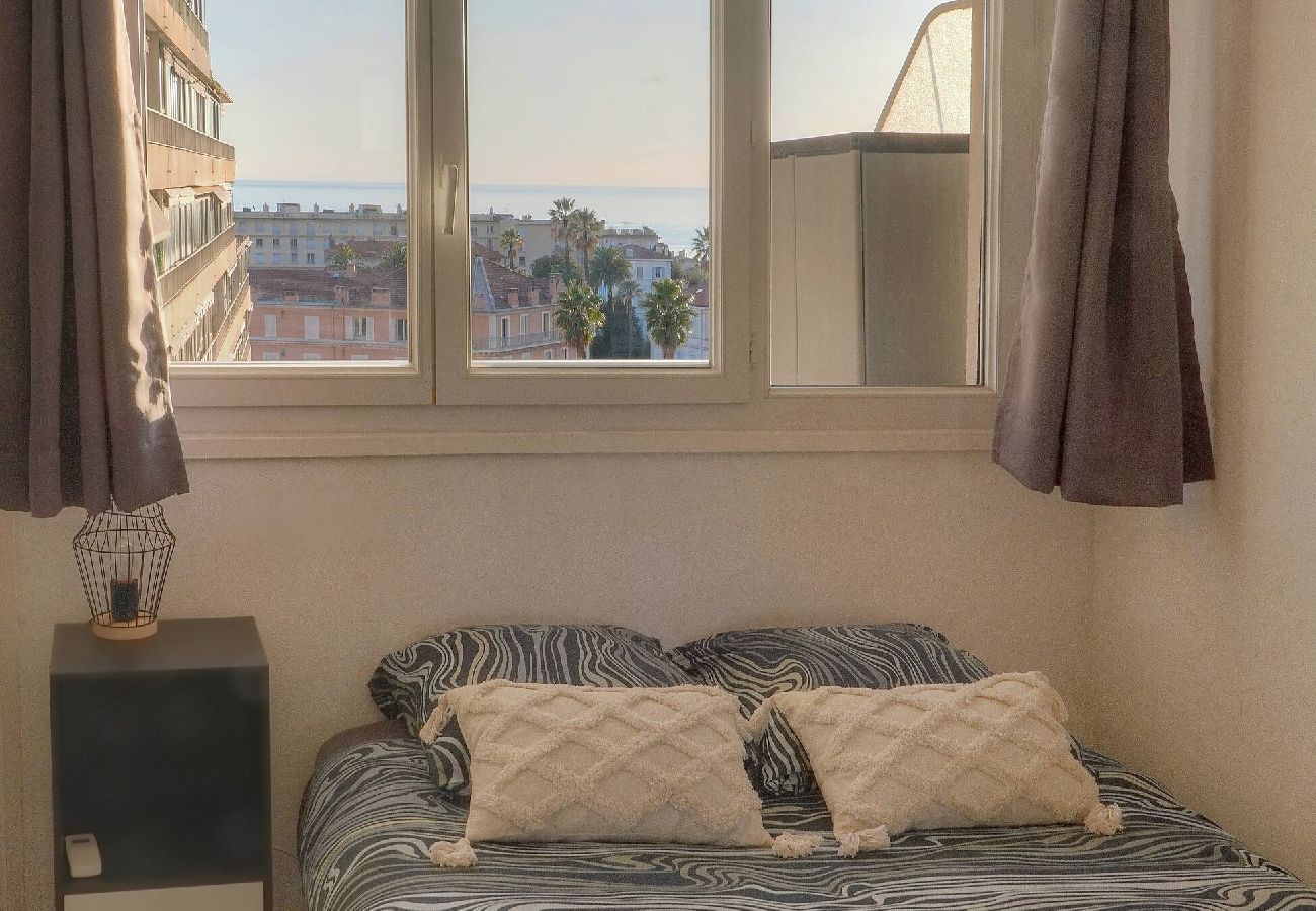 Appartement à Cannes - FRGK Fauvettes Apartment Terrace, Parking, AC & Ul