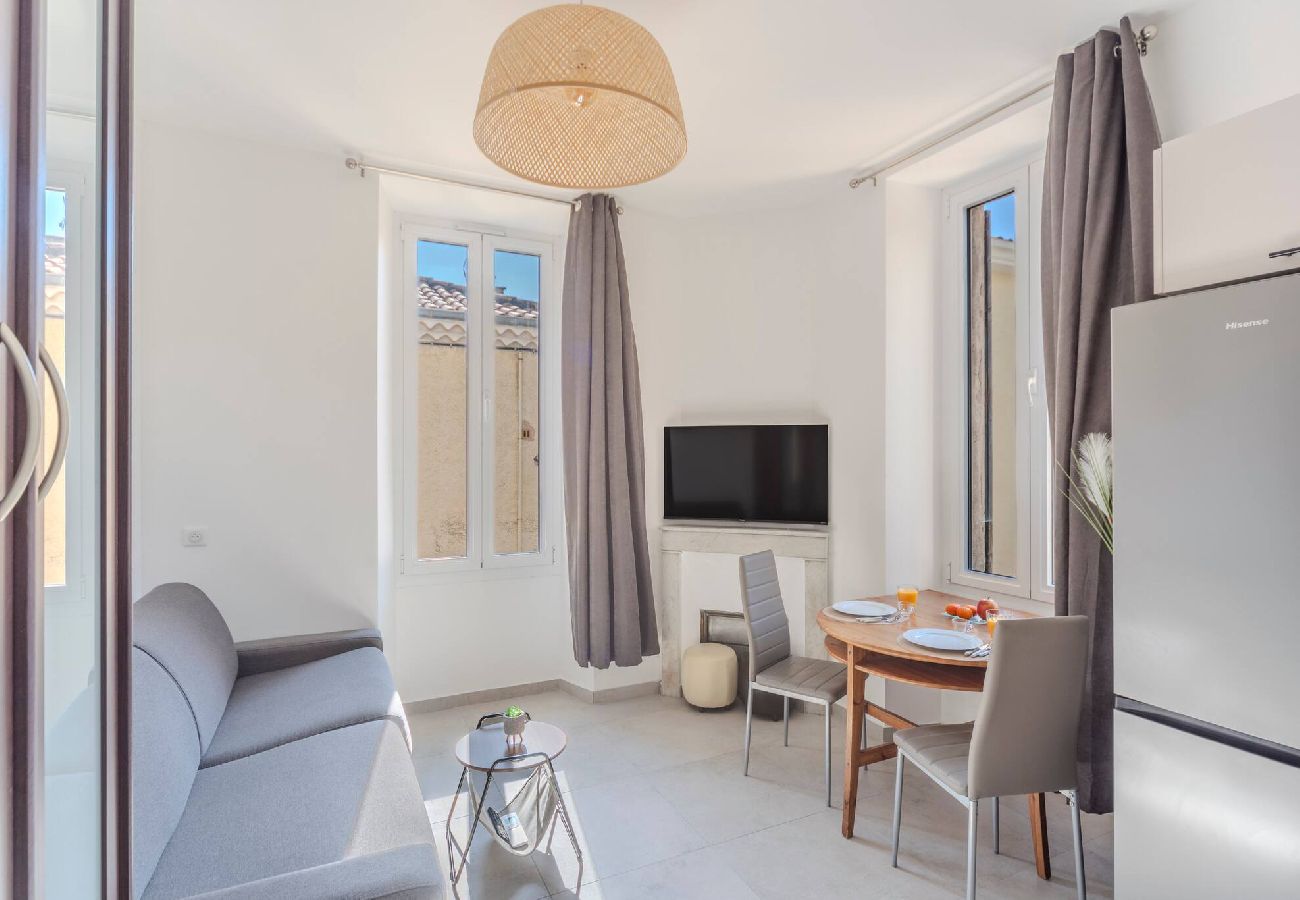 Appartement à Cannes - FRGK Suquet Olivier Historic 1BR with Charm UltraF