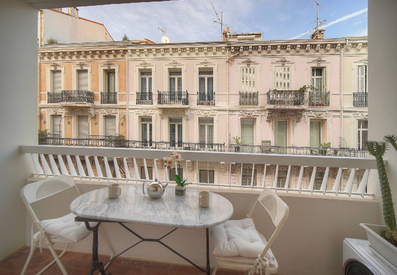 Studio à Cannes - FRGK Victoria 3 Central Cannes 1BR Terrace, AC & U
