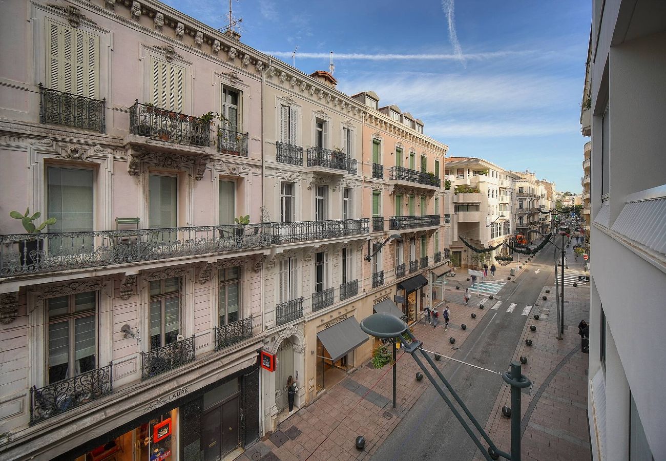 Studio à Cannes - FRGK Victoria 3 Central Cannes 1BR Terrace, AC & U