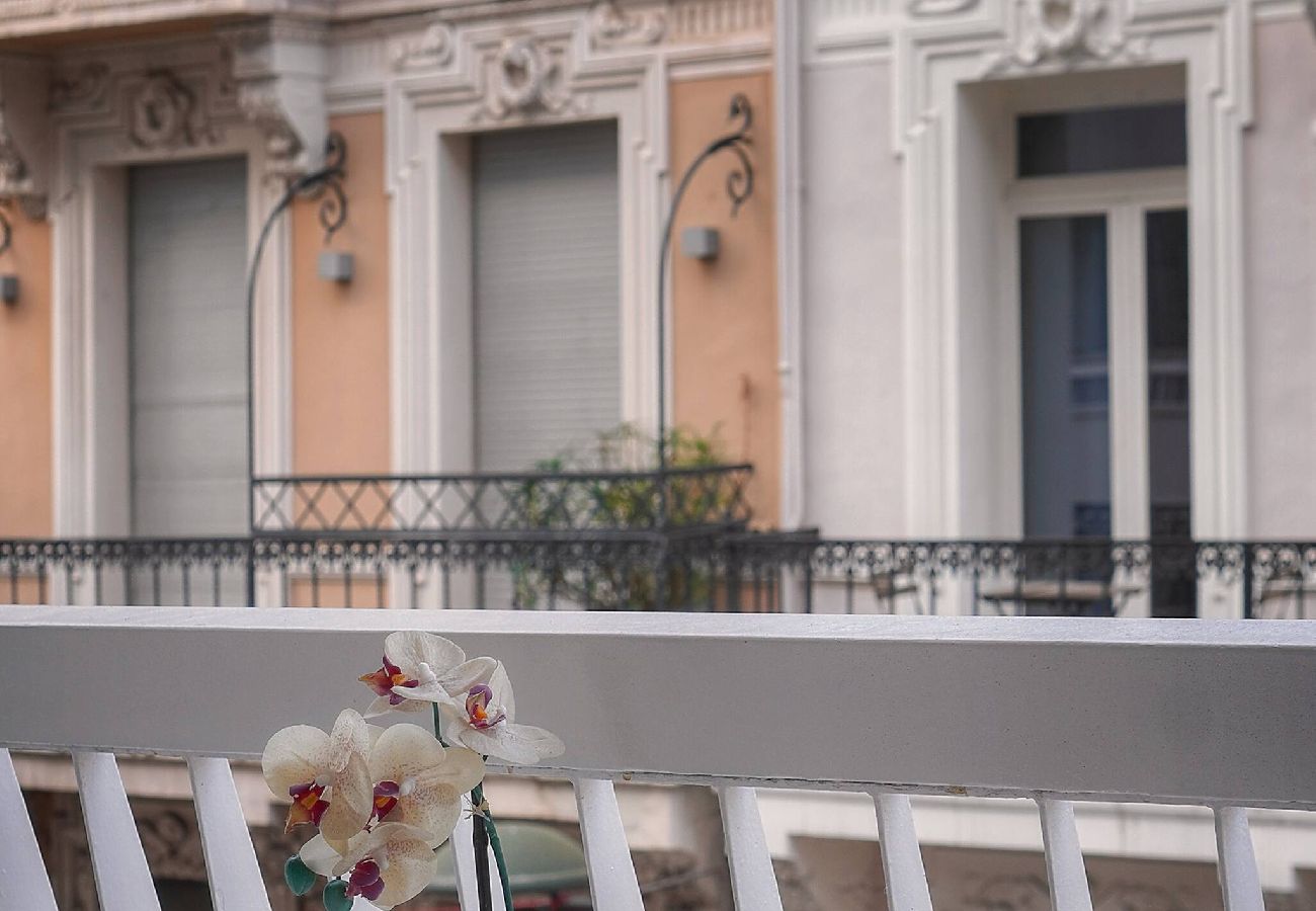 Studio à Cannes - FRGK Victoria 3 Central Cannes 1BR Terrace, AC & U