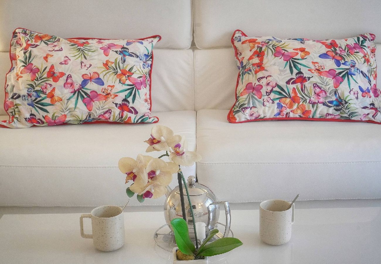 Studio à Cannes - FRGK Victoria 3 Central Cannes 1BR Terrace, AC & U