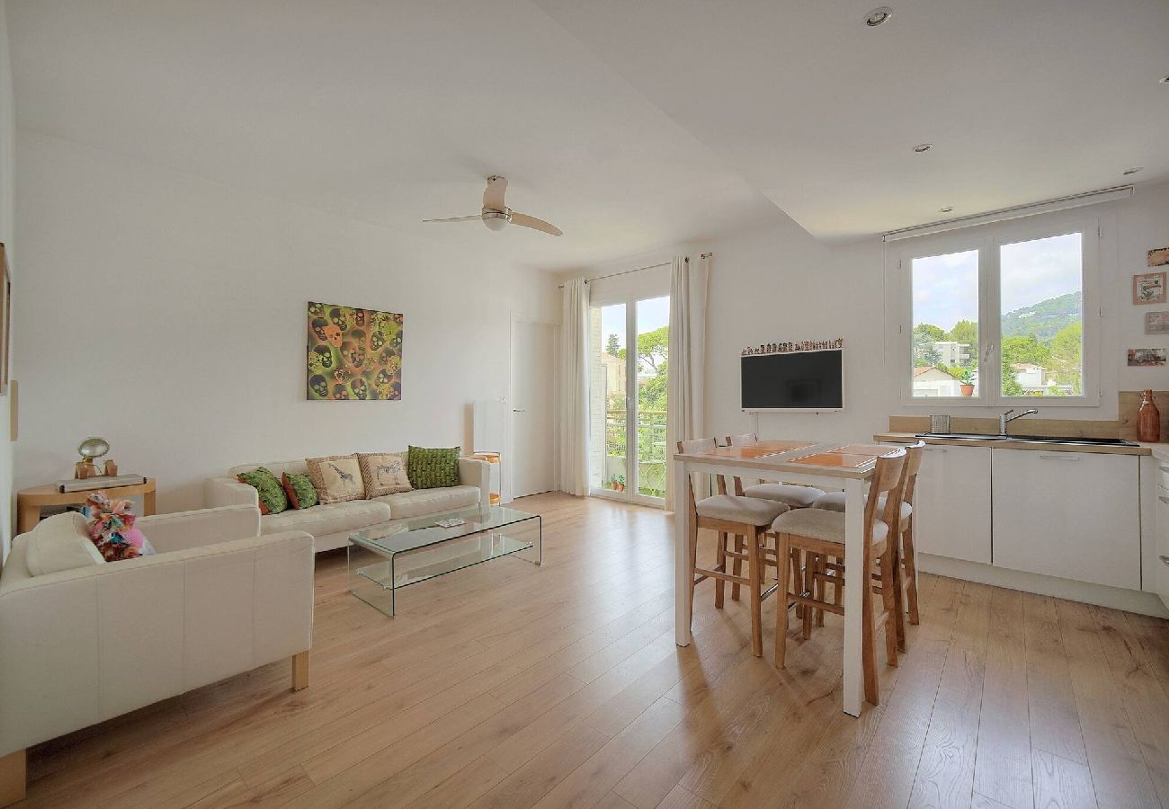 Appartement à Cannes - FRGK Isola Bella Appartement Confortable