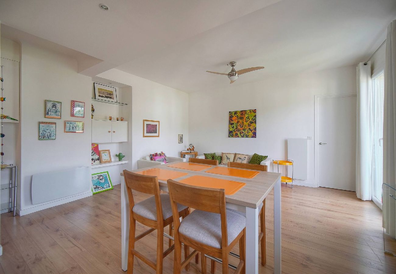 Appartement à Cannes - FRGK Isola Bella Appartement Confortable