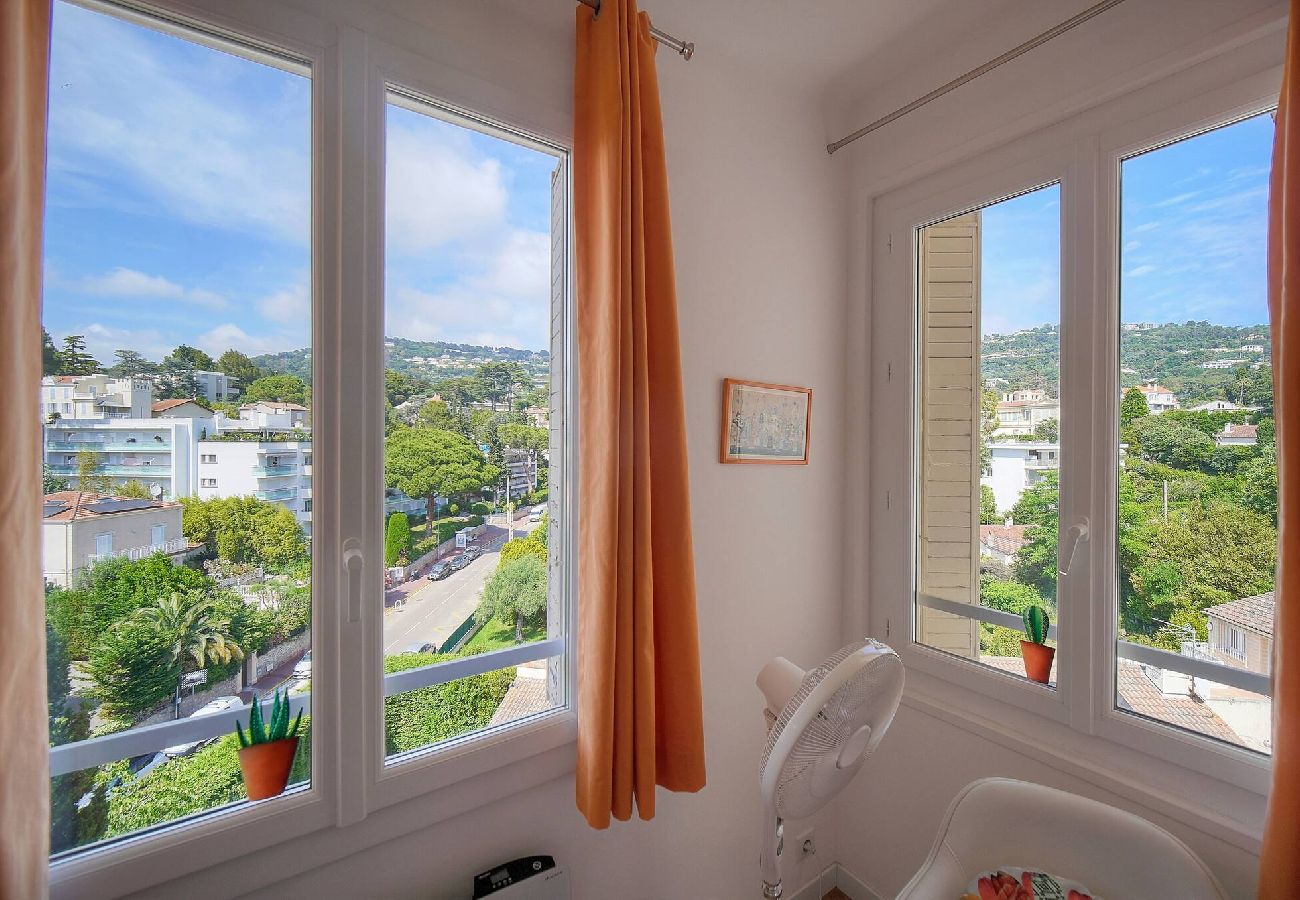 Appartement à Cannes - FRGK Isola Bella Appartement Confortable