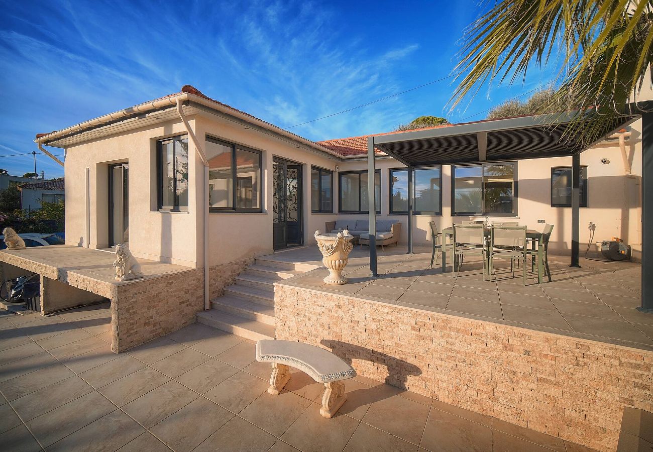 Villa à Le Cannet - FRGK Villa Contemporaine StudioIndépendant Piscine