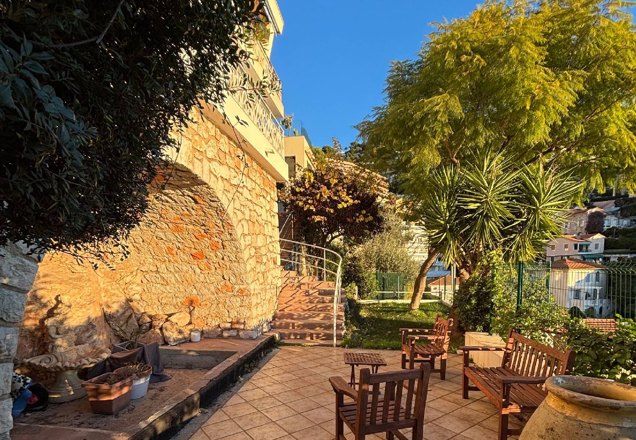 Appartement à Villefranche-sur-Mer - FRGK Vue mer imprenable Villefranche