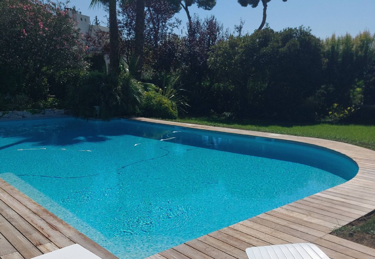 Villa à Antibes - FRGK « Villa Claude – Juans les Pins »