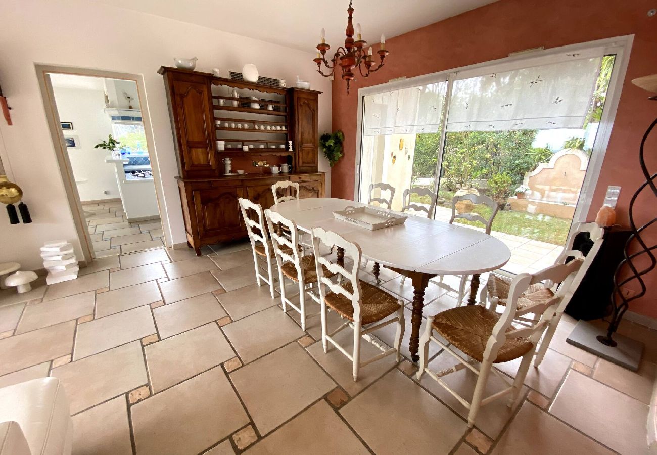 Villa à Antibes - FRGK « Villa Claude – Juans les Pins »