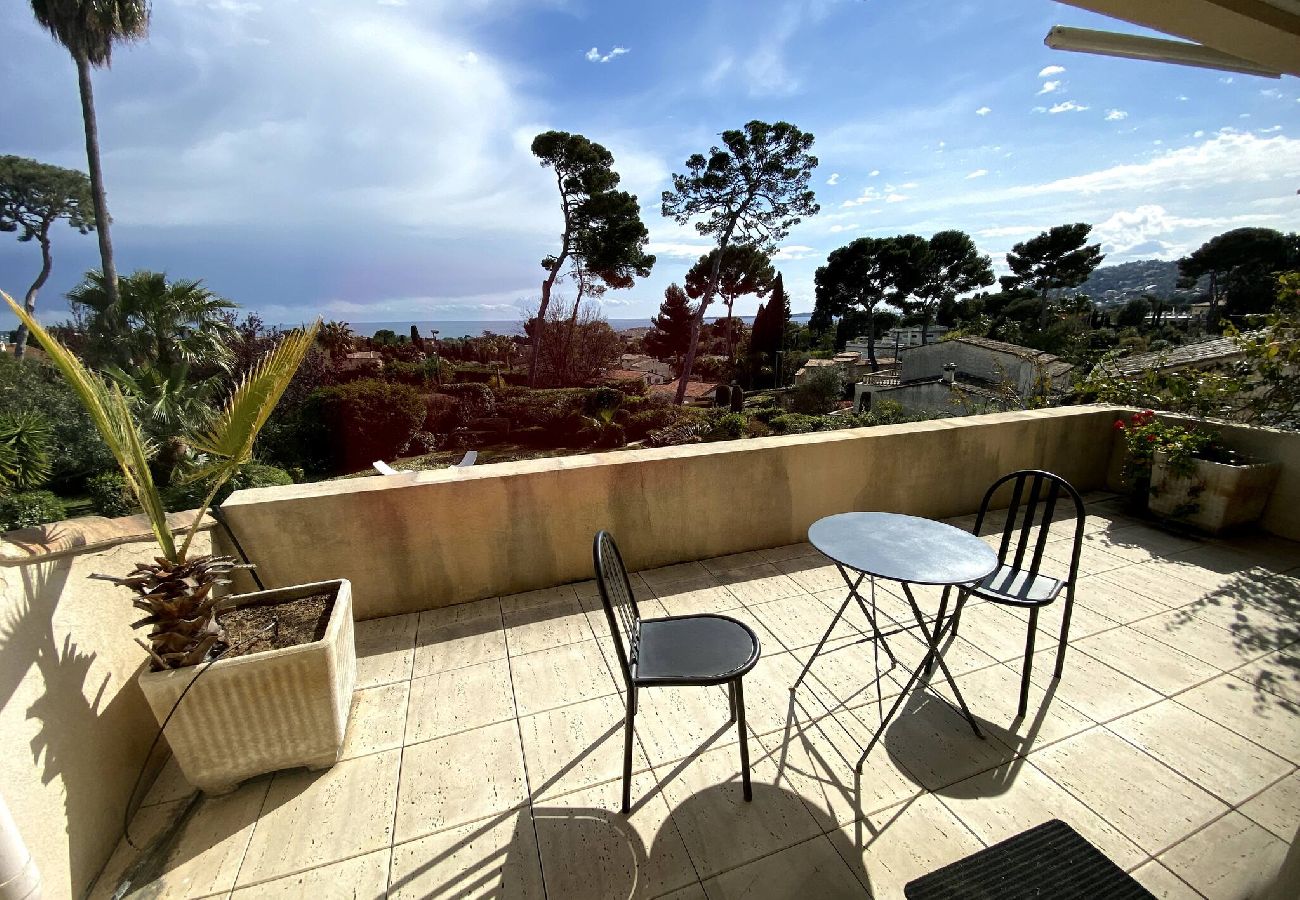 Villa à Antibes - FRGK « Villa Claude – Juans les Pins »