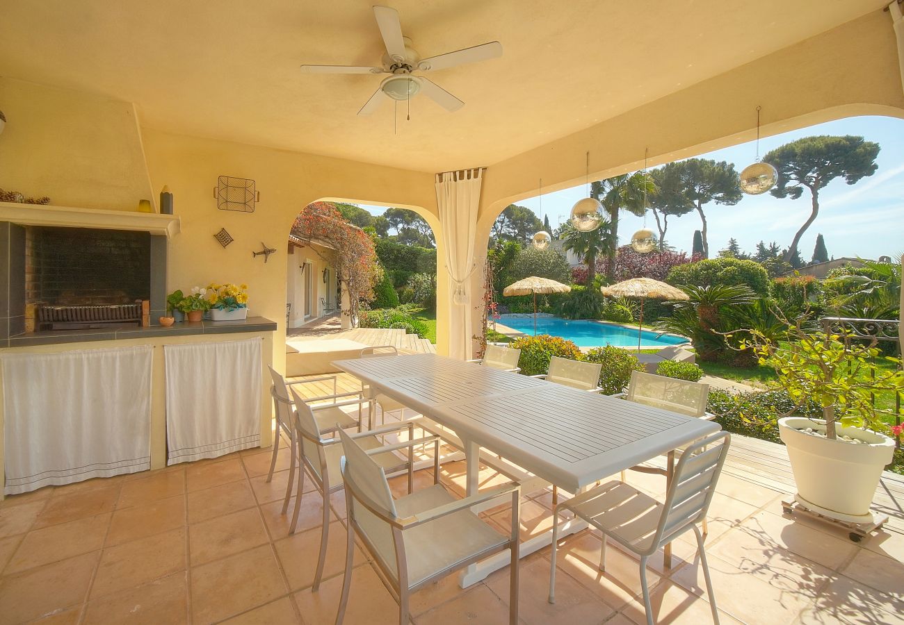 Villa à Antibes - FRGK « Villa Claude – Juans les Pins »