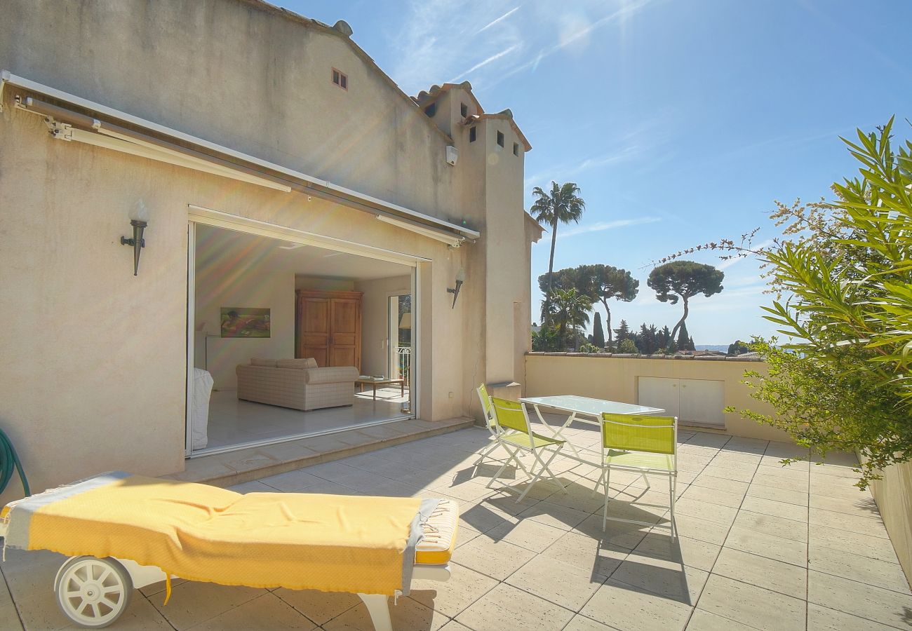 Villa à Antibes - FRGK « Villa Claude – Juans les Pins »