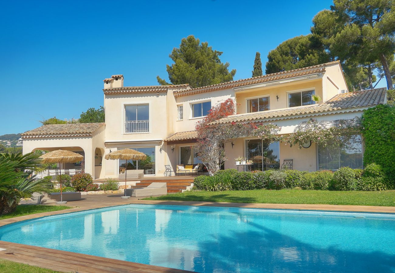Villa à Antibes - FRGK « Villa Claude – Juans les Pins »