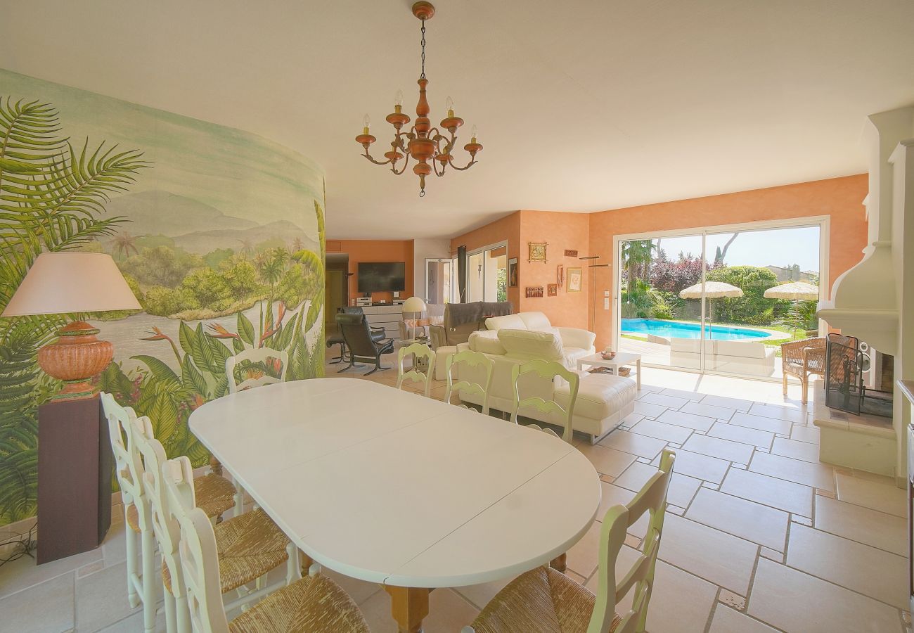 Villa à Antibes - FRGK « Villa Claude – Juans les Pins »