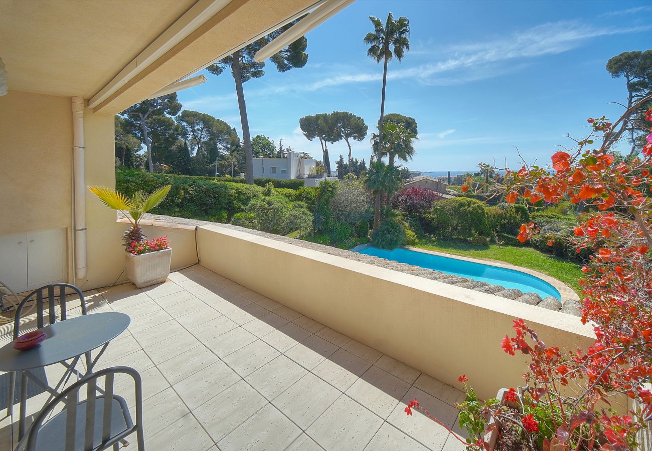 Villa à Antibes - FRGK « Villa Claude – Juans les Pins »