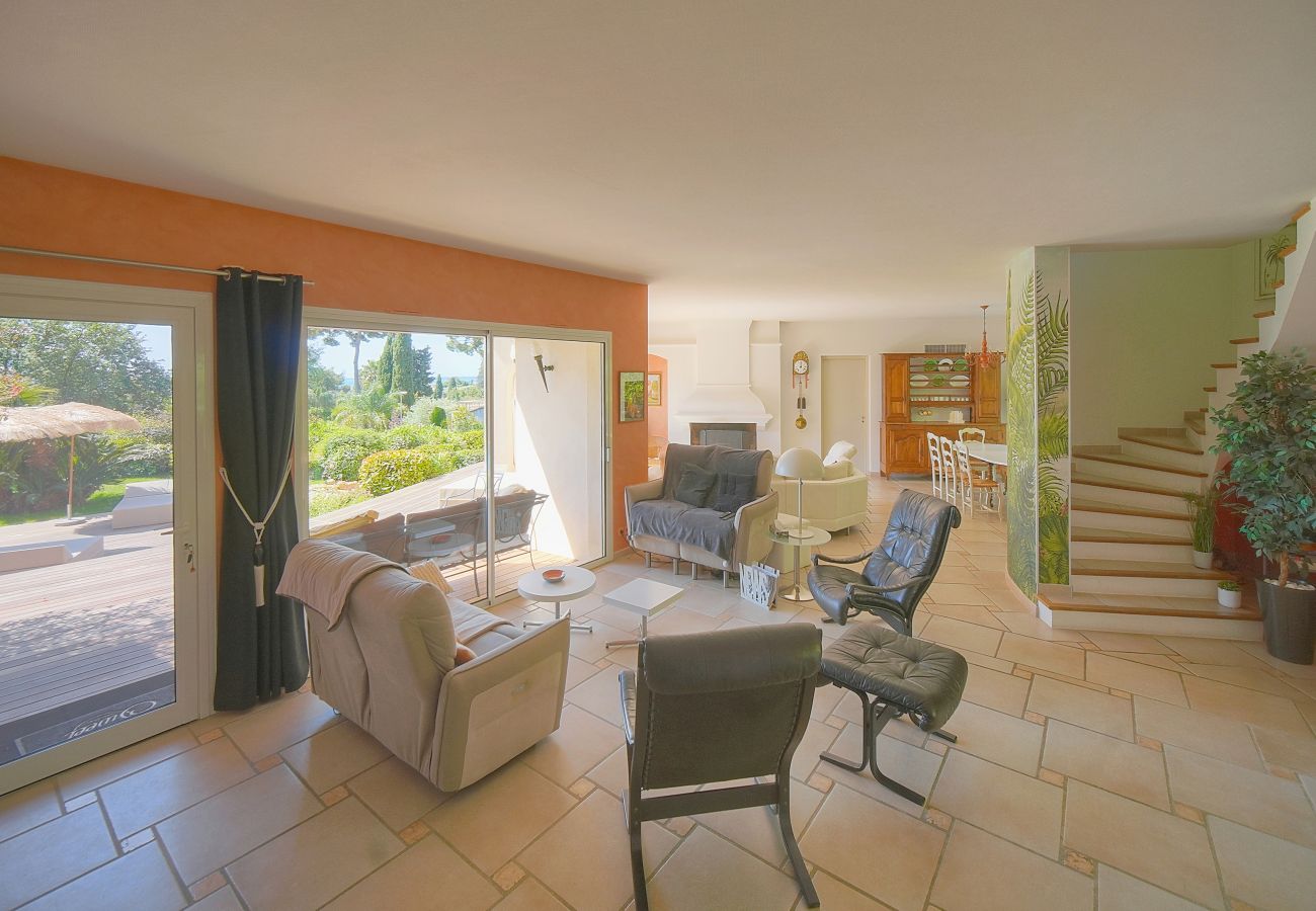 Villa à Antibes - FRGK « Villa Claude – Juans les Pins »