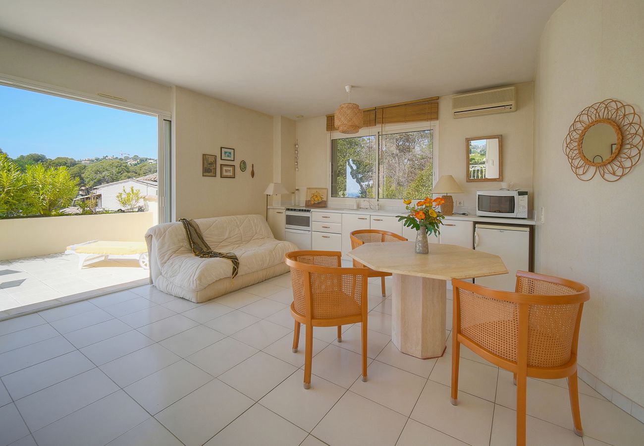 Villa à Antibes - FRGK « Villa Claude – Juans les Pins »