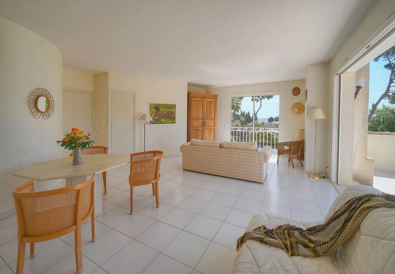 Villa à Antibes - FRGK « Villa Claude – Juans les Pins »
