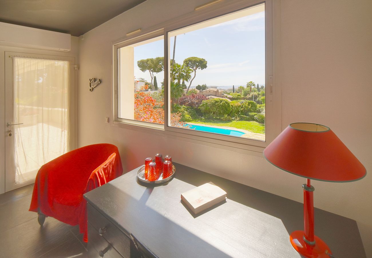 Villa à Antibes - FRGK « Villa Claude – Juans les Pins »