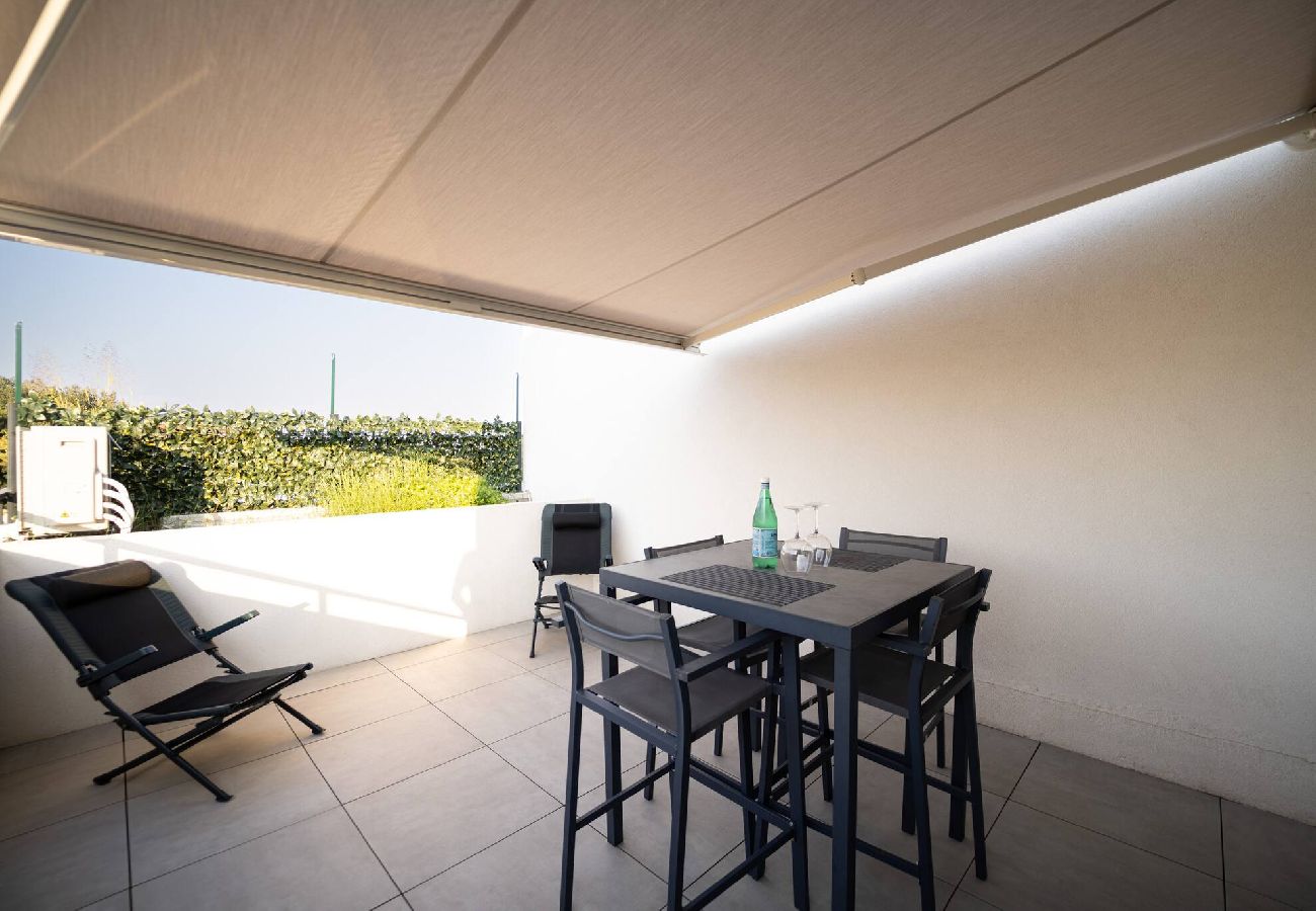 Appartement à Antibes - FRGK BEL AZUR 1 BDR Luxury Sea View Parking AC WI