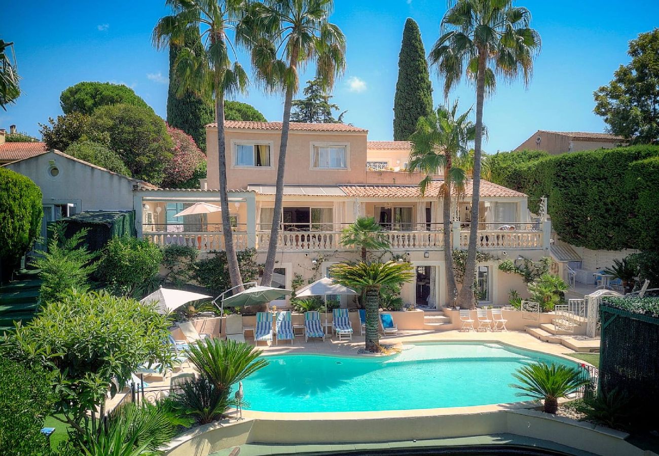 Villa à Antibes - VILLA MÉVANIA antibes
