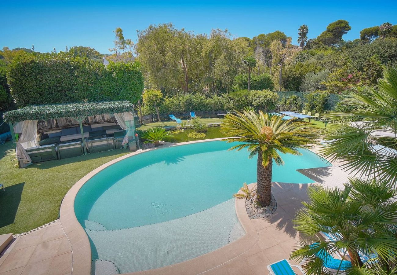 Villa à Antibes - VILLA MÉVANIA antibes