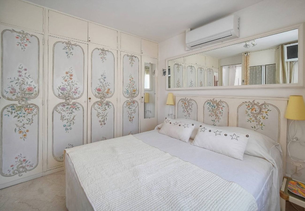 Villa à Antibes - VILLA MÉVANIA antibes