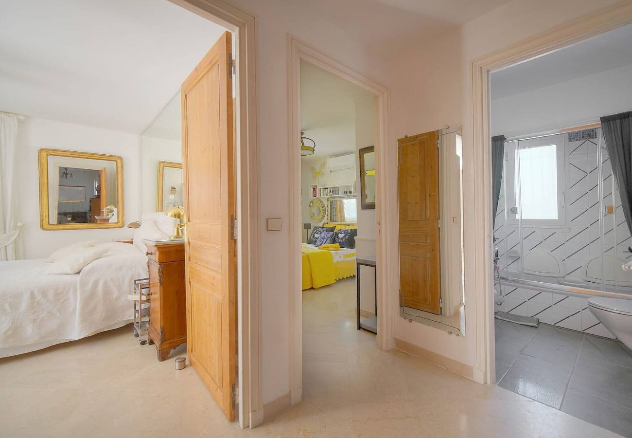 Villa à Antibes - VILLA MÉVANIA antibes