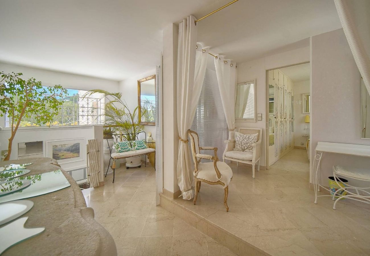 Villa à Antibes - VILLA MÉVANIA antibes