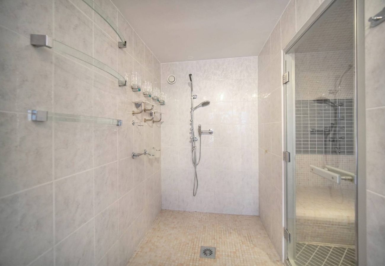 Villa à Antibes - VILLA MÉVANIA antibes