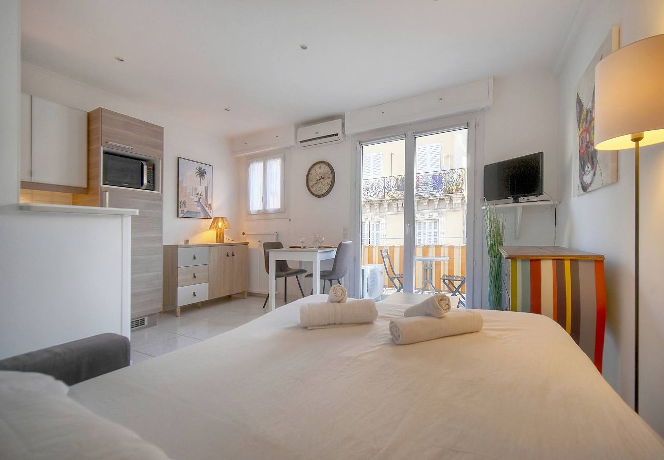 Appartement à Cannes - FRGK Elegant studio CLEMENCEAU terrace WIFI