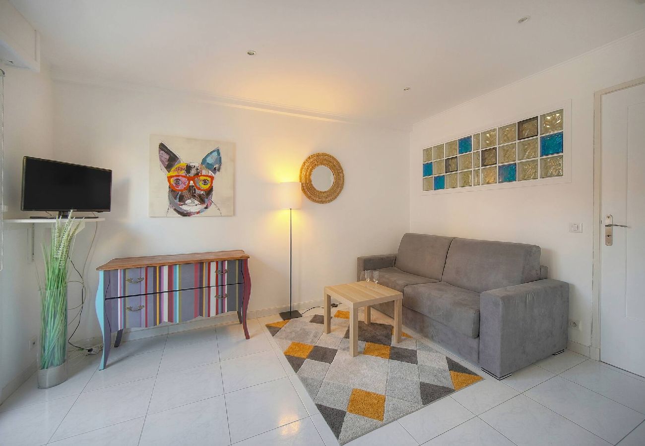 Appartement à Cannes - FRGK Elegant studio CLEMENCEAU terrace WIFI