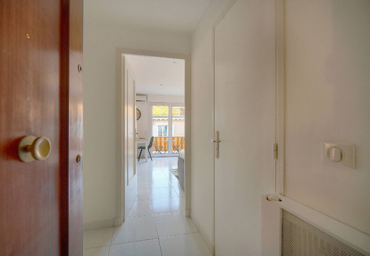 Appartement à Cannes - FRGK Elegant studio CLEMENCEAU terrace WIFI