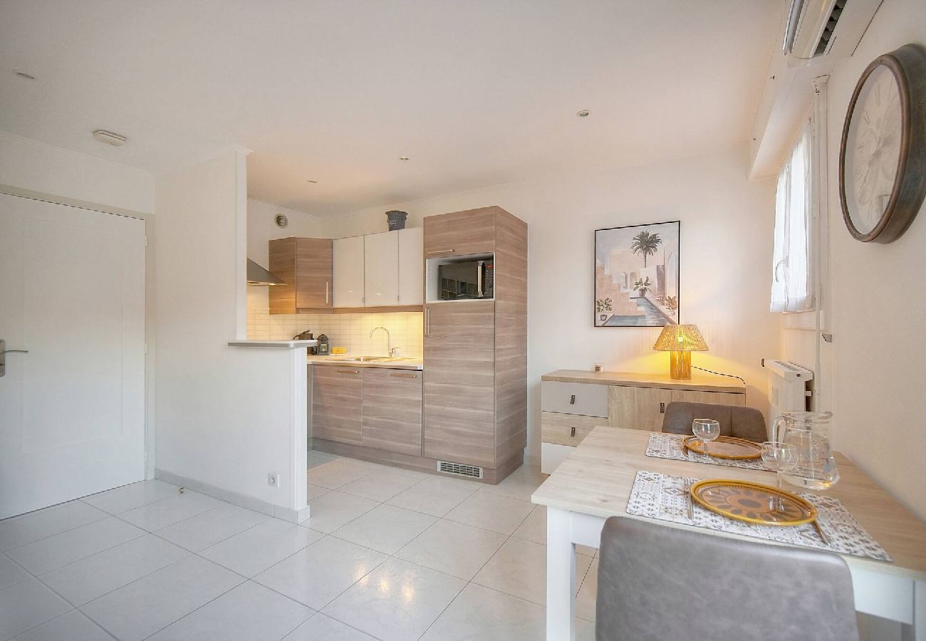 Appartement à Cannes - FRGK Elegant studio CLEMENCEAU terrace WIFI