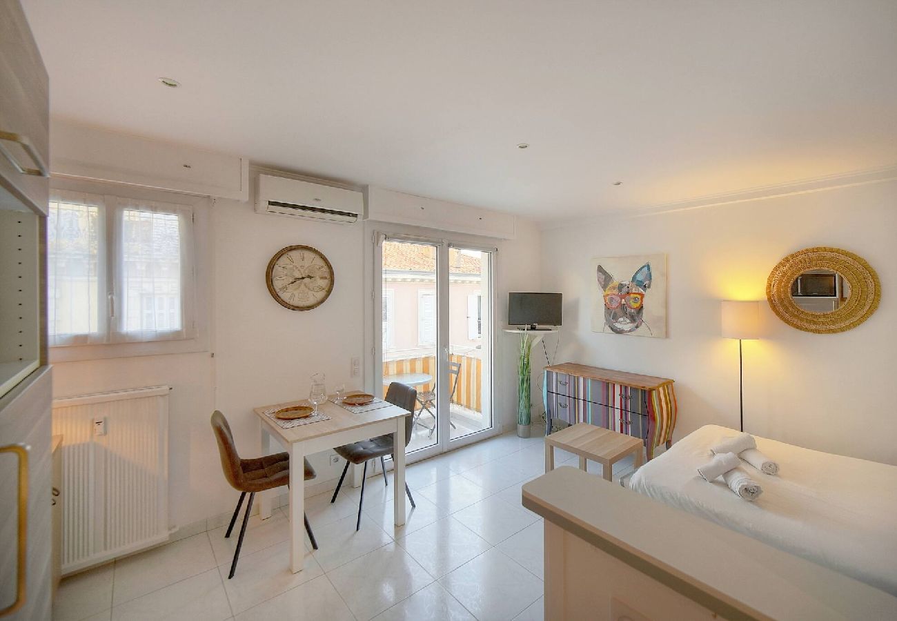Appartement à Cannes - FRGK Elegant studio CLEMENCEAU terrace WIFI