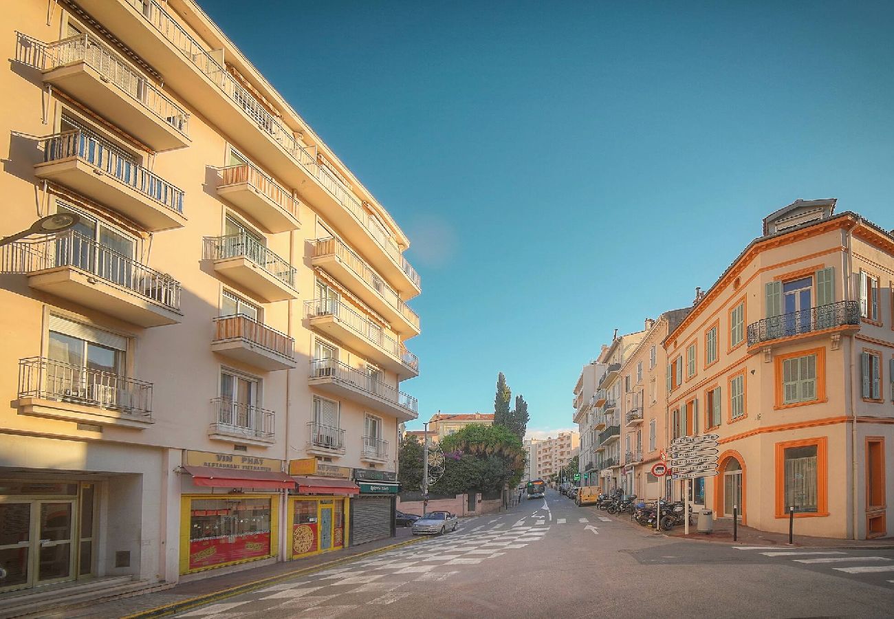 Appartement à Cannes - FRGK Elegant studio CLEMENCEAU terrace WIFI