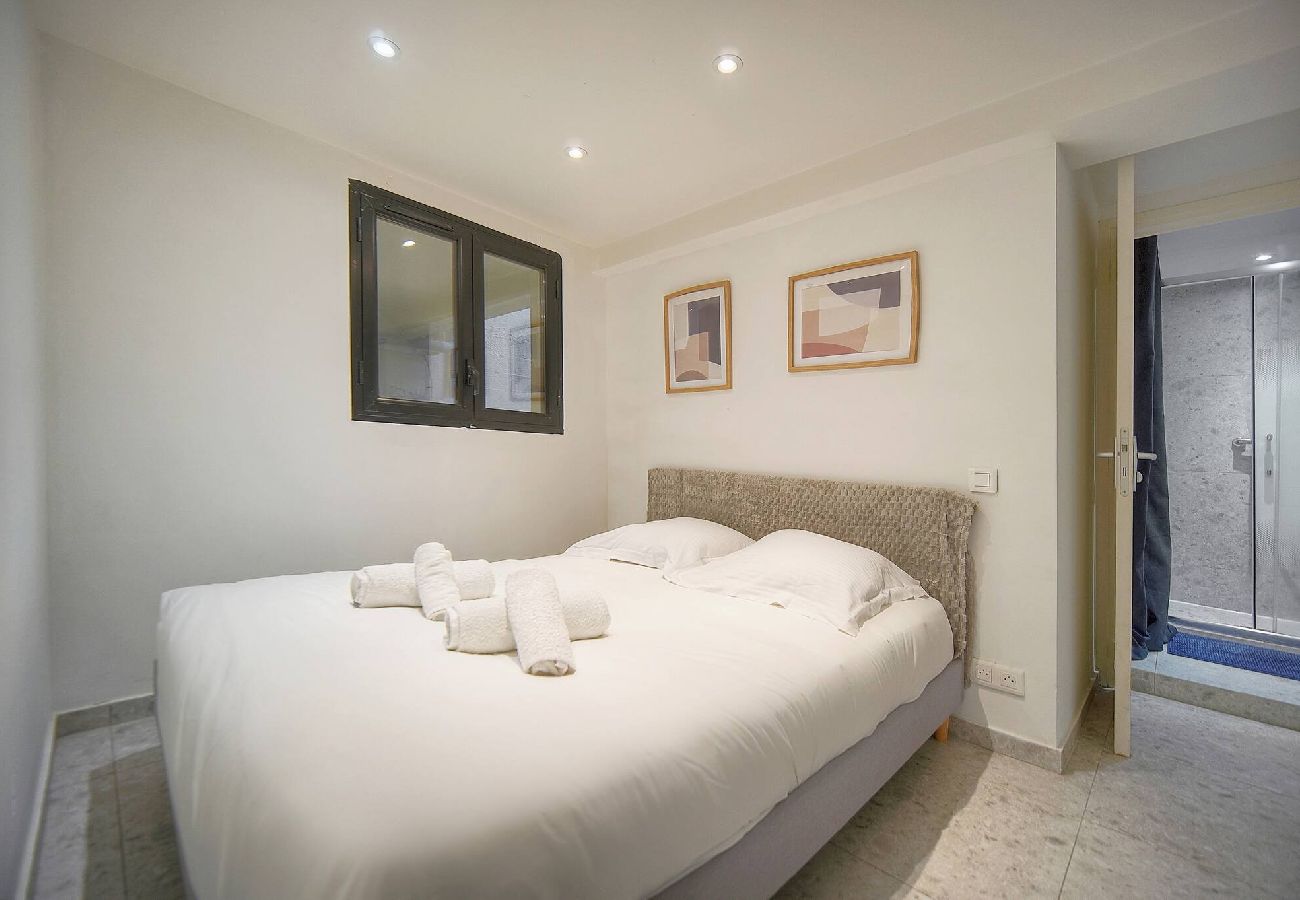 Appartement à Cannes - FRGK JAURES Duplex Central Cannes Quiet