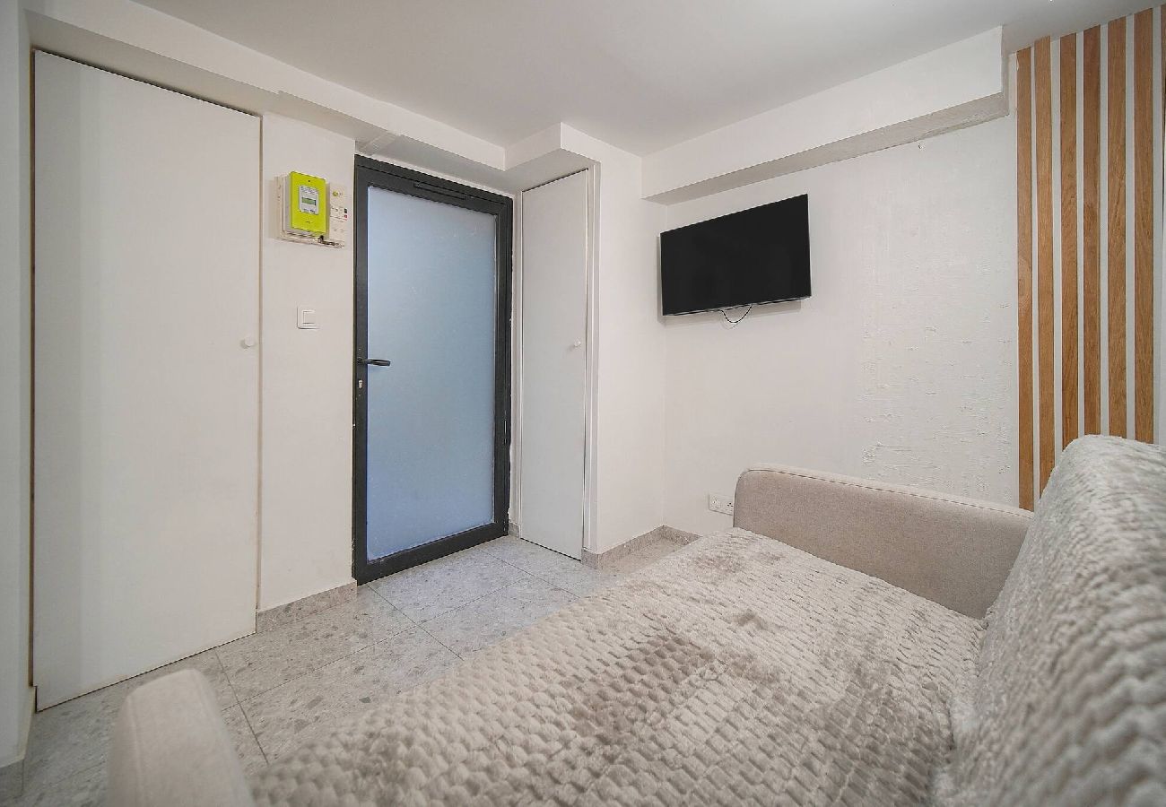 Appartement à Cannes - FRGK JAURES Duplex Central Cannes Quiet