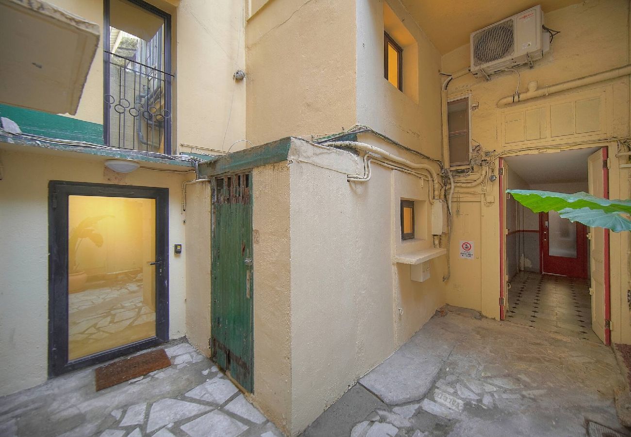 Appartement à Cannes - FRGK JAURES Duplex Central Cannes Quiet