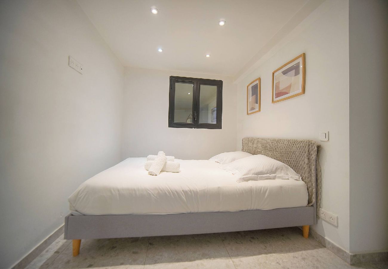 Appartement à Cannes - FRGK JAURES Duplex Central Cannes Quiet