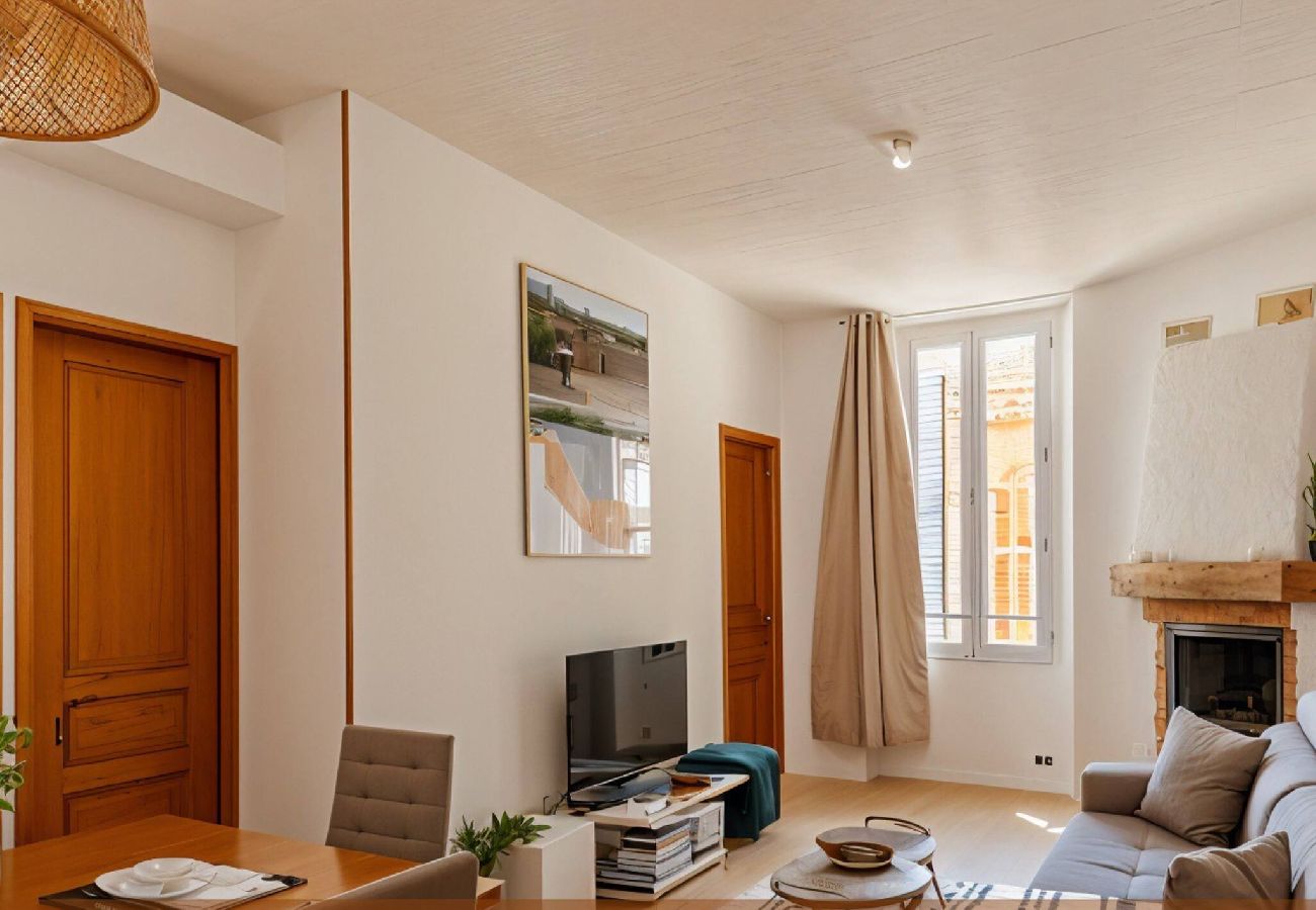 Appartement à Cannes - FRGK Suquet Olivier Historic 3 BR Charm UltraFas