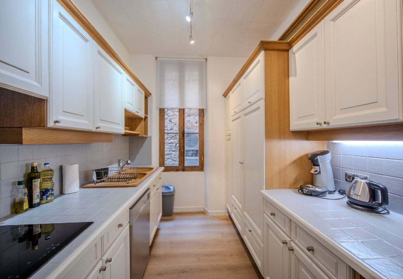 Appartement à Cannes - FRGK Suquet Olivier Historic 3 BR Charm UltraFas