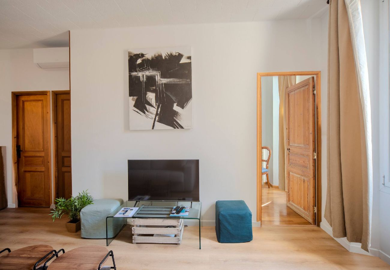 Appartement à Cannes - FRGK Suquet Olivier Historic 3 BR Charm UltraFas