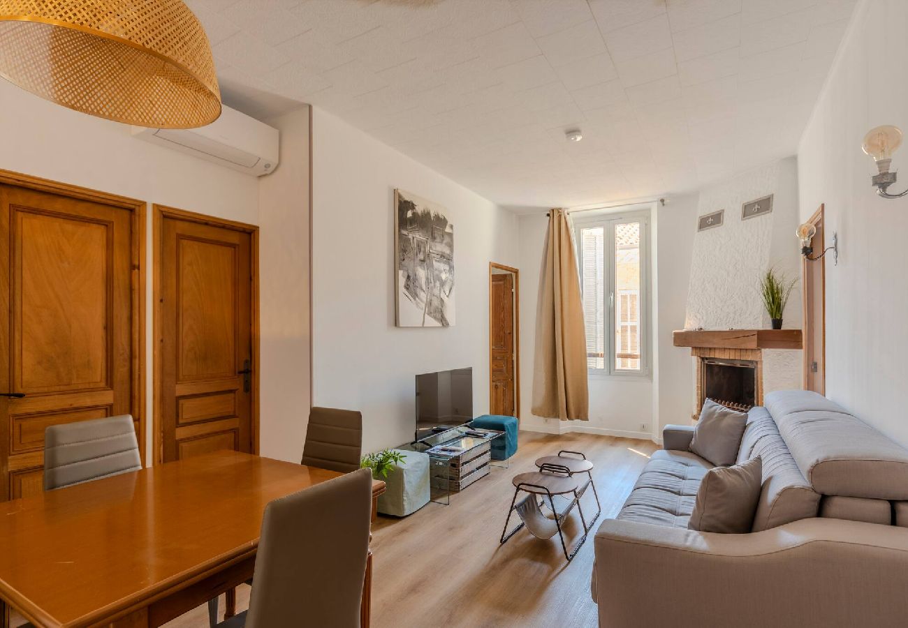 Appartement à Cannes - FRGK Suquet Olivier Historic 3 BR Charm UltraFas