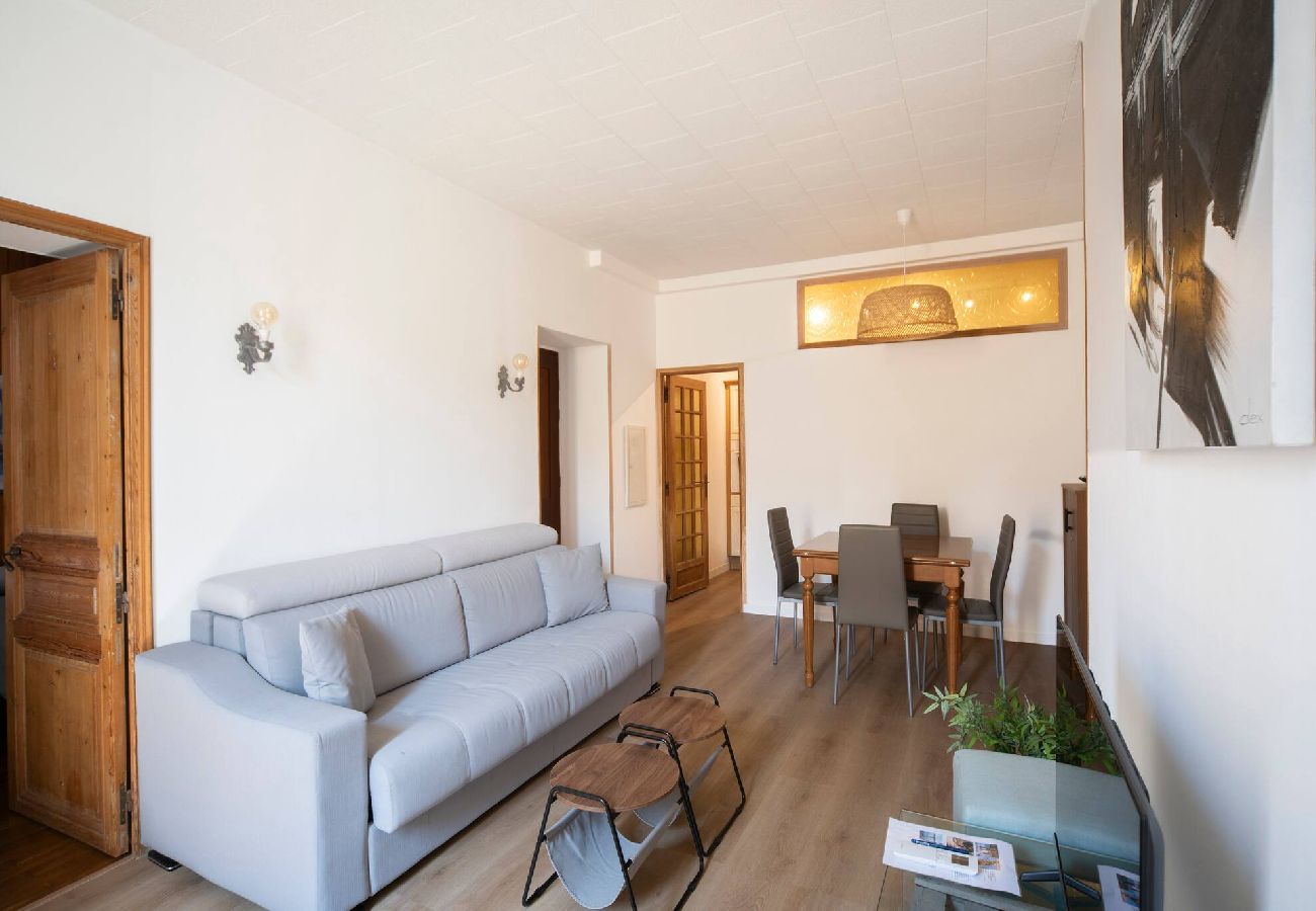 Appartement à Cannes - FRGK Suquet Olivier Historic 3 BR Charm UltraFas